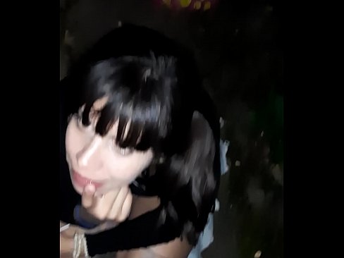 ❤️ Na ulici natečen penis u zamjenu za slatkiše ❤️❌ Porno na bs.verhentai.ru ❤