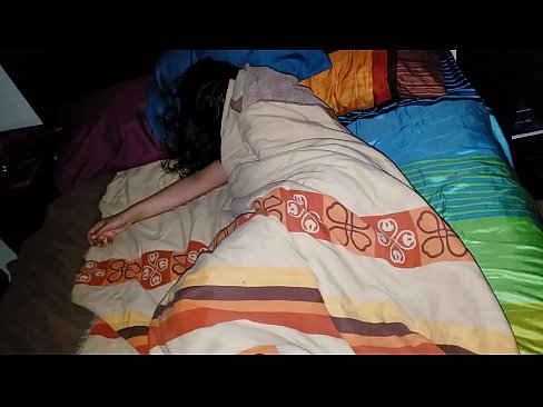 ❤️ Posinak grdi svoju mladu maćehu dok ona spava. ❤️❌ Porno na bs.verhentai.ru ❤